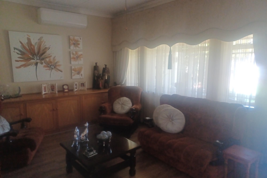 5 Bedroom Property for Sale in St Helena Free State